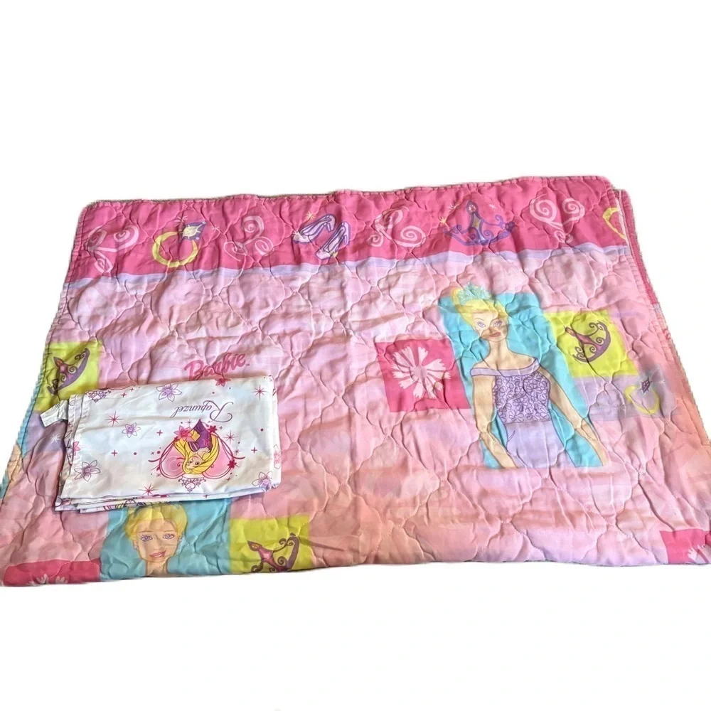 Vintage 1991 Dan River Pink Barbie Toddler Blanket Comforter Bedding 42x58